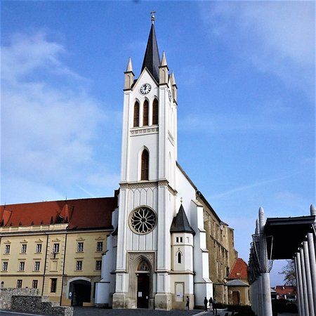 Keszthelyi Magyarok Nagyasszonya-templom