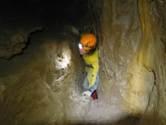 Csodabogyos Cave